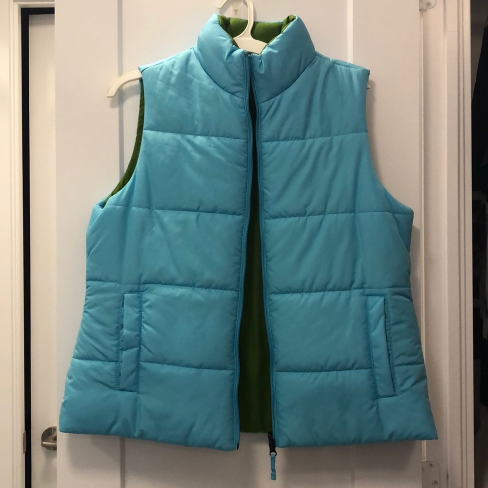 Reversible vest